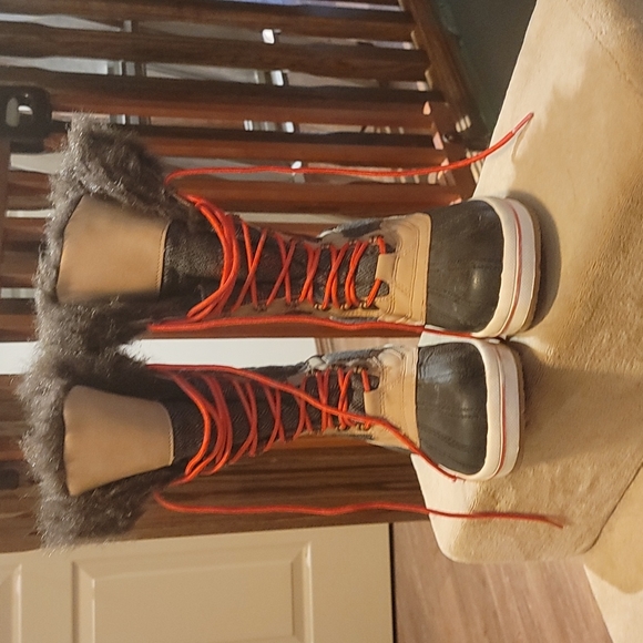 Shoes - Super Cute & Super Warm Winter Boots!